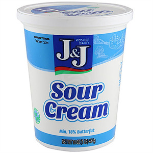 J&J Sour Cream, 16 Oz
